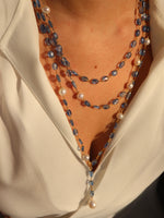 Загрузить изображение в средство просмотра галереи, Kyanite &amp; Pearl Charm Layering Necklace
